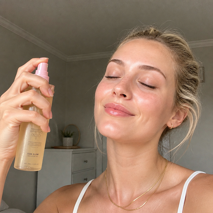 Hydrating Makeup Setting Spray for a Fresh, Dewy Finish