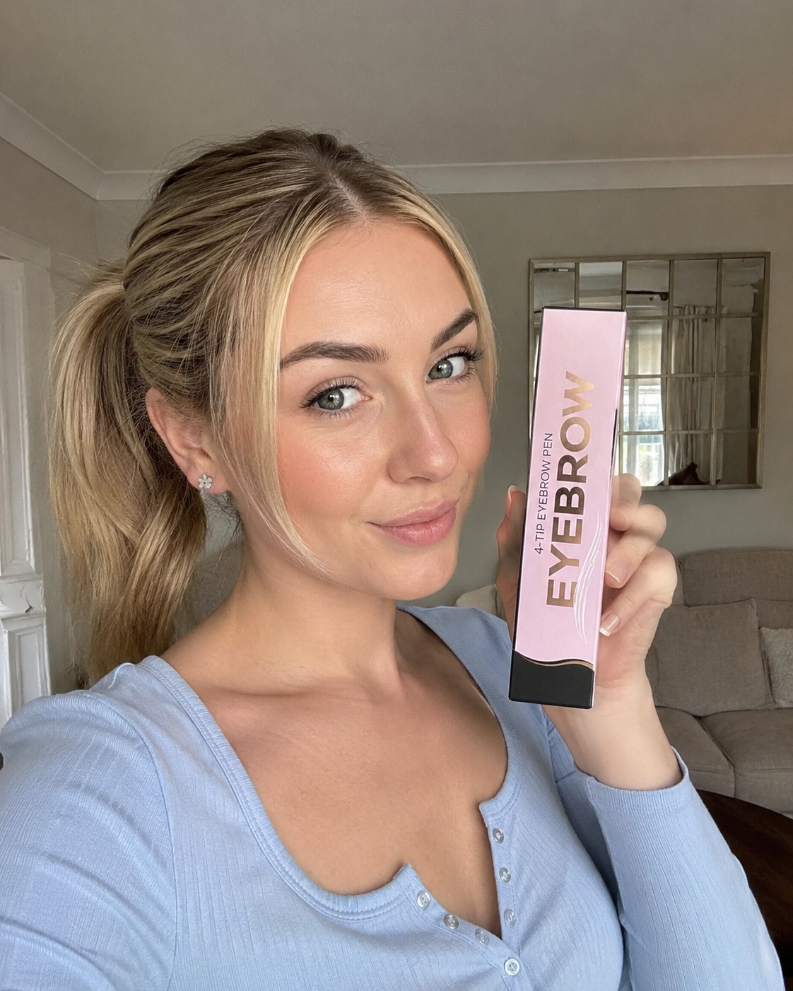 Beauty Britain 3D Natural-Looking Brow Pen customer photo