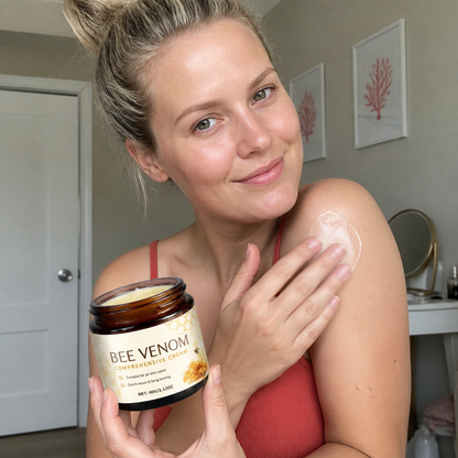 Bee Venom & Honey Body Cream for Soft, Smooth, Hydrated Skin