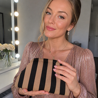 Stylish Knitted Makeup Bag
