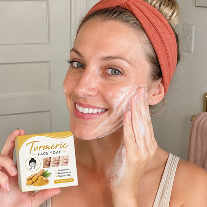 Turmeric Facial Cleansing Bar – Gentle Brightening & Hydrating Care
